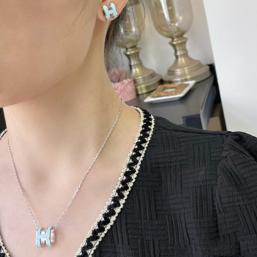 [Clover]POP H SKY BLUE NECKLACE