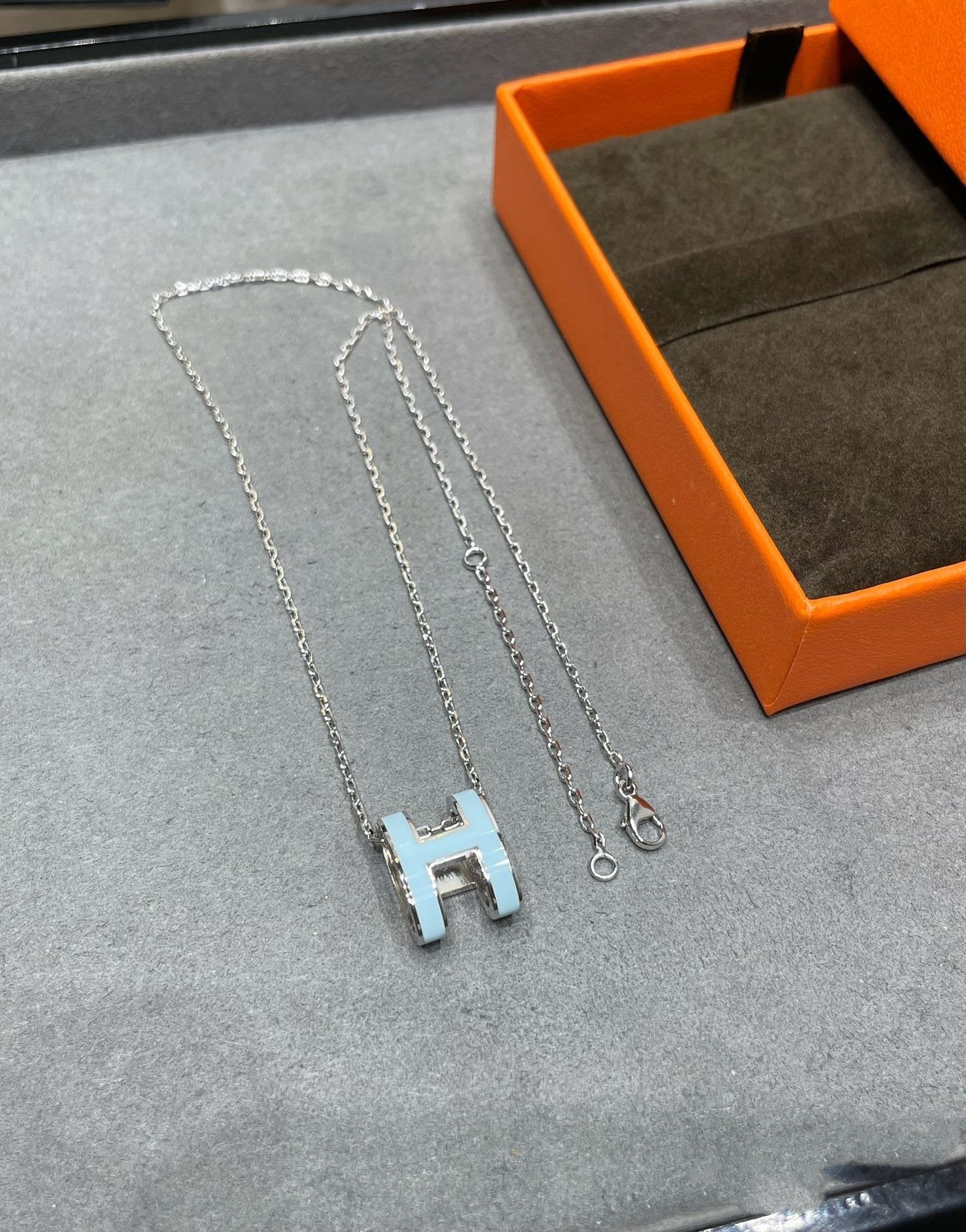 [Clover]POP H SKY BLUE NECKLACE