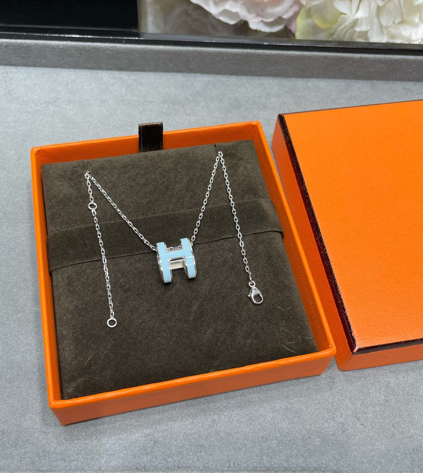 [Clover]POP H SKY BLUE NECKLACE
