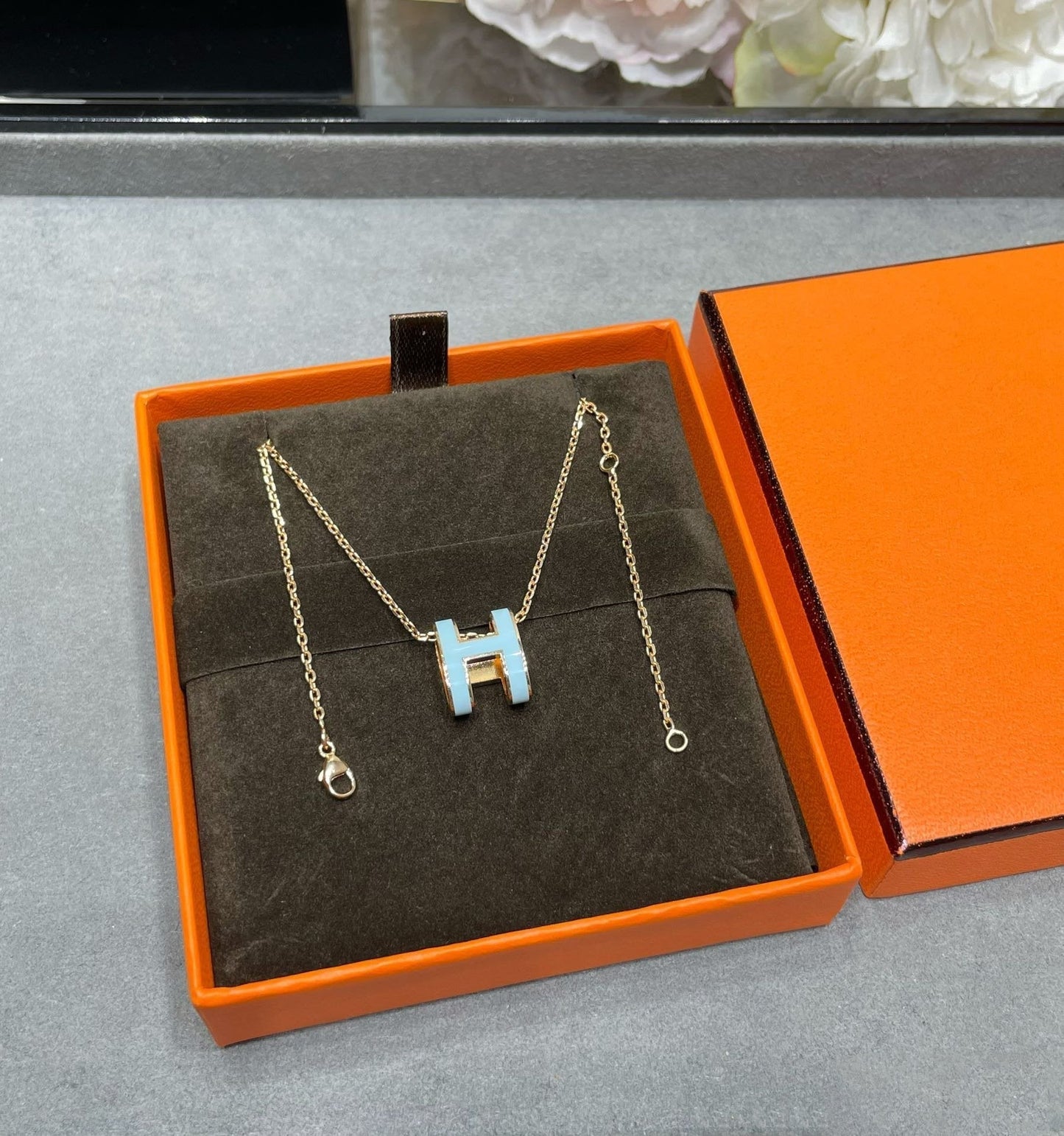 [Clover]POP H SKY BLUE NECKLACE