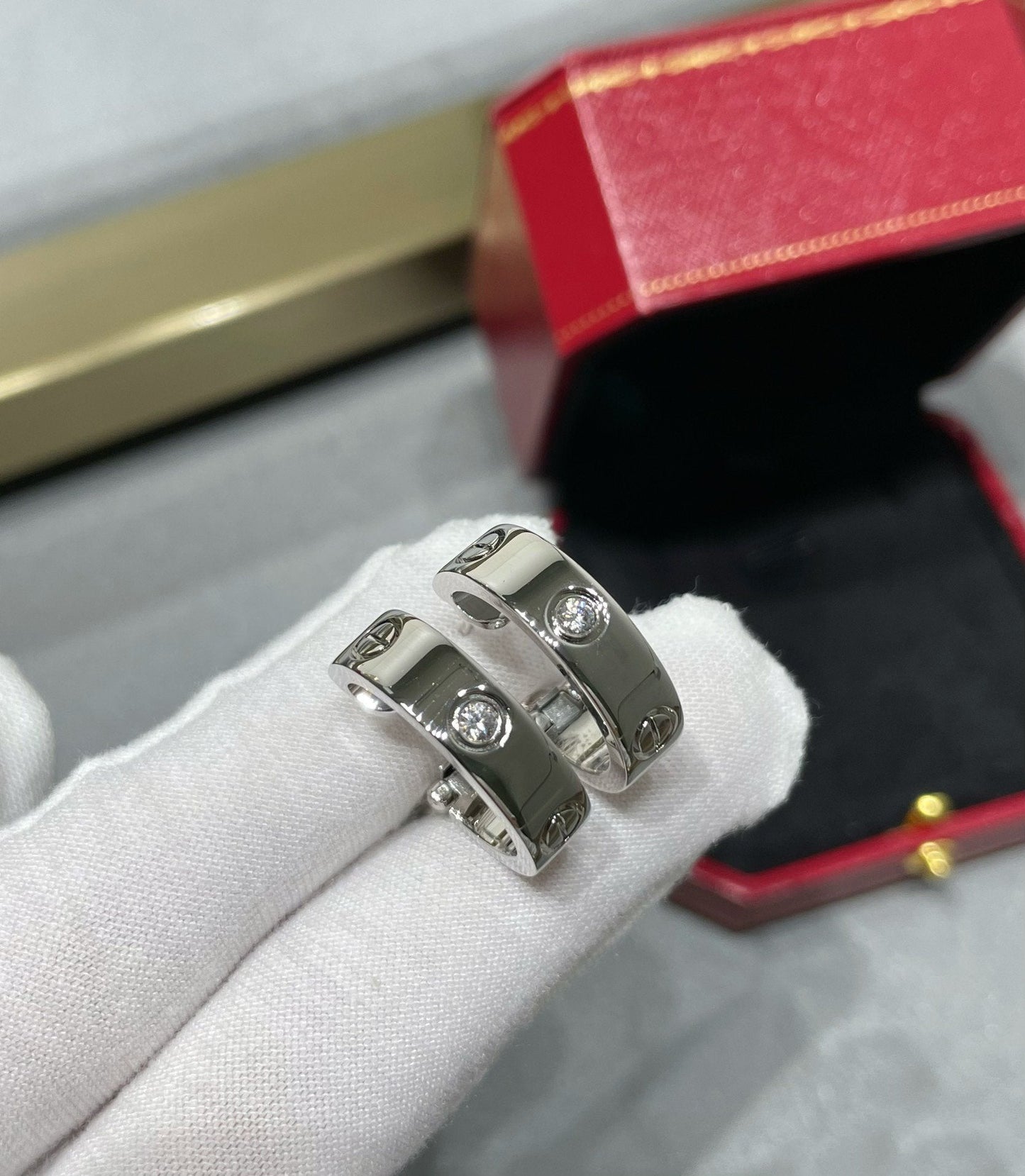 [Clover]LOVE 5.5MM 1 DIAMOND EARRINGS