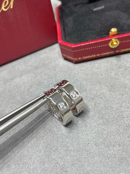 [Clover]LOVE 5.5MM 1 DIAMOND EARRINGS