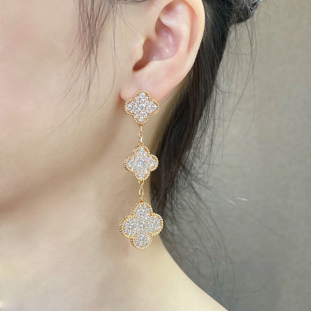 [Clover]CLOVER 3 MOTIFS DIAMOND PAVED ROSE GOLD EARRINGS