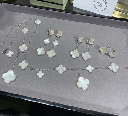 [Clover]CLOVER 5 MOTIF WHITE MOP SILVER BRACELET