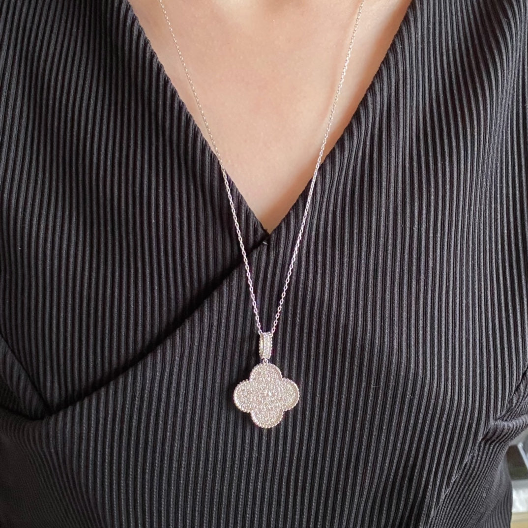 [Clover]CLOVER 25MM LARGE PEDANT DIAMOND PAVED LONG NECKLACE