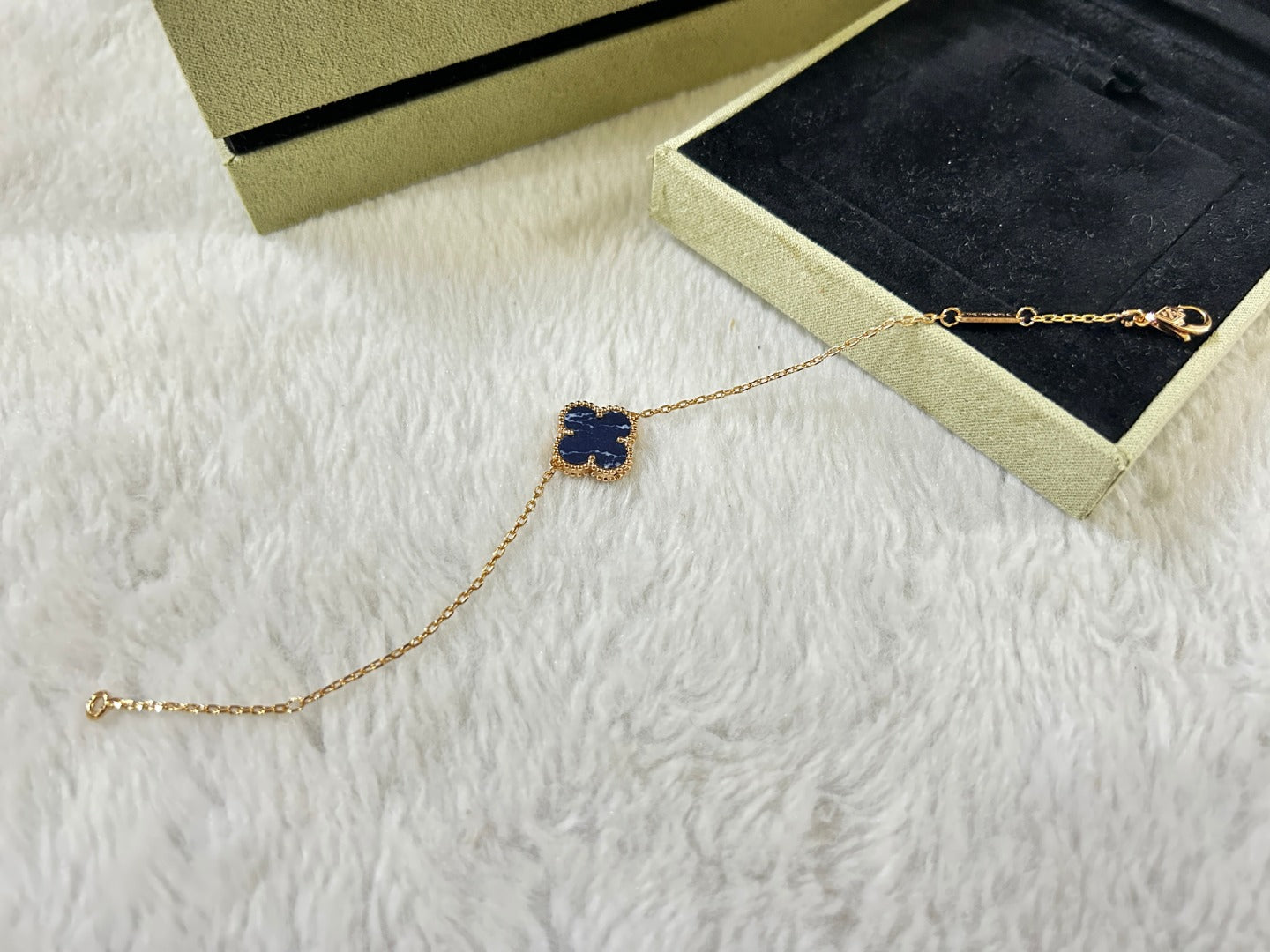 [Clover]CLOVER 1 MOTIF PIETERSITE BRACELET