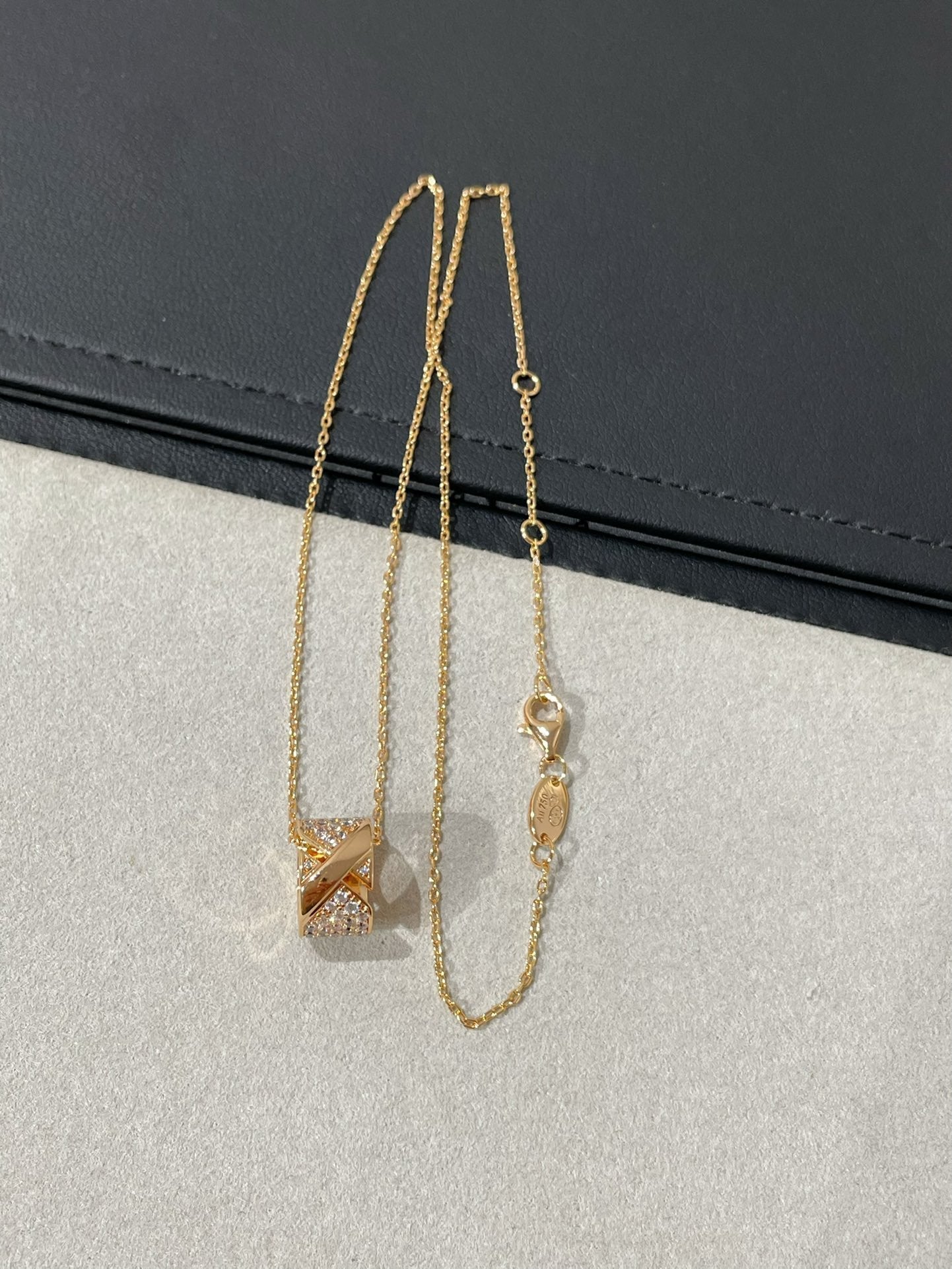 [Clover]LIENS EVIDENCE DIAMOND PAVED NECKLACE