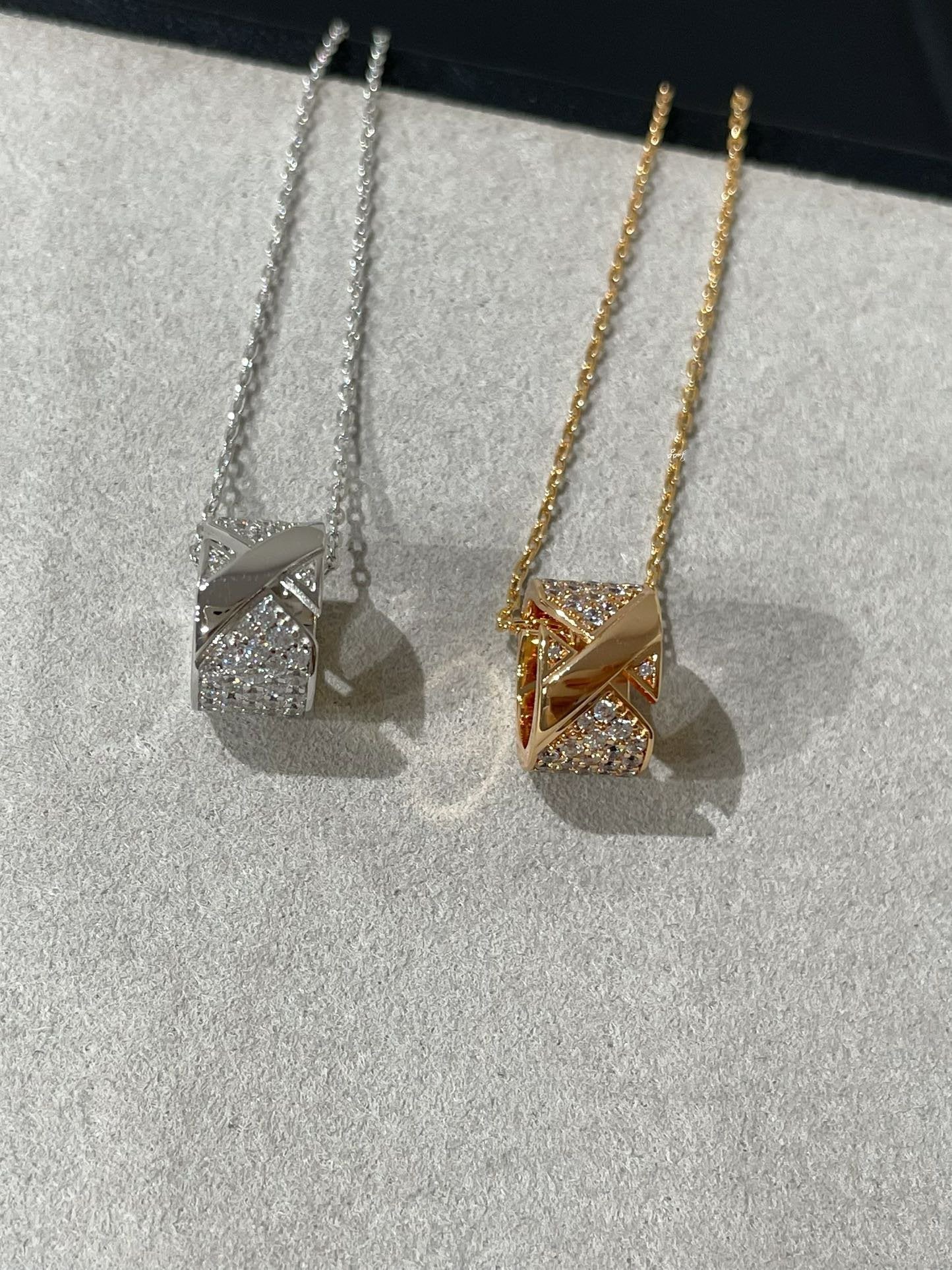 [Clover]LIENS EVIDENCE DIAMOND PAVED NECKLACE