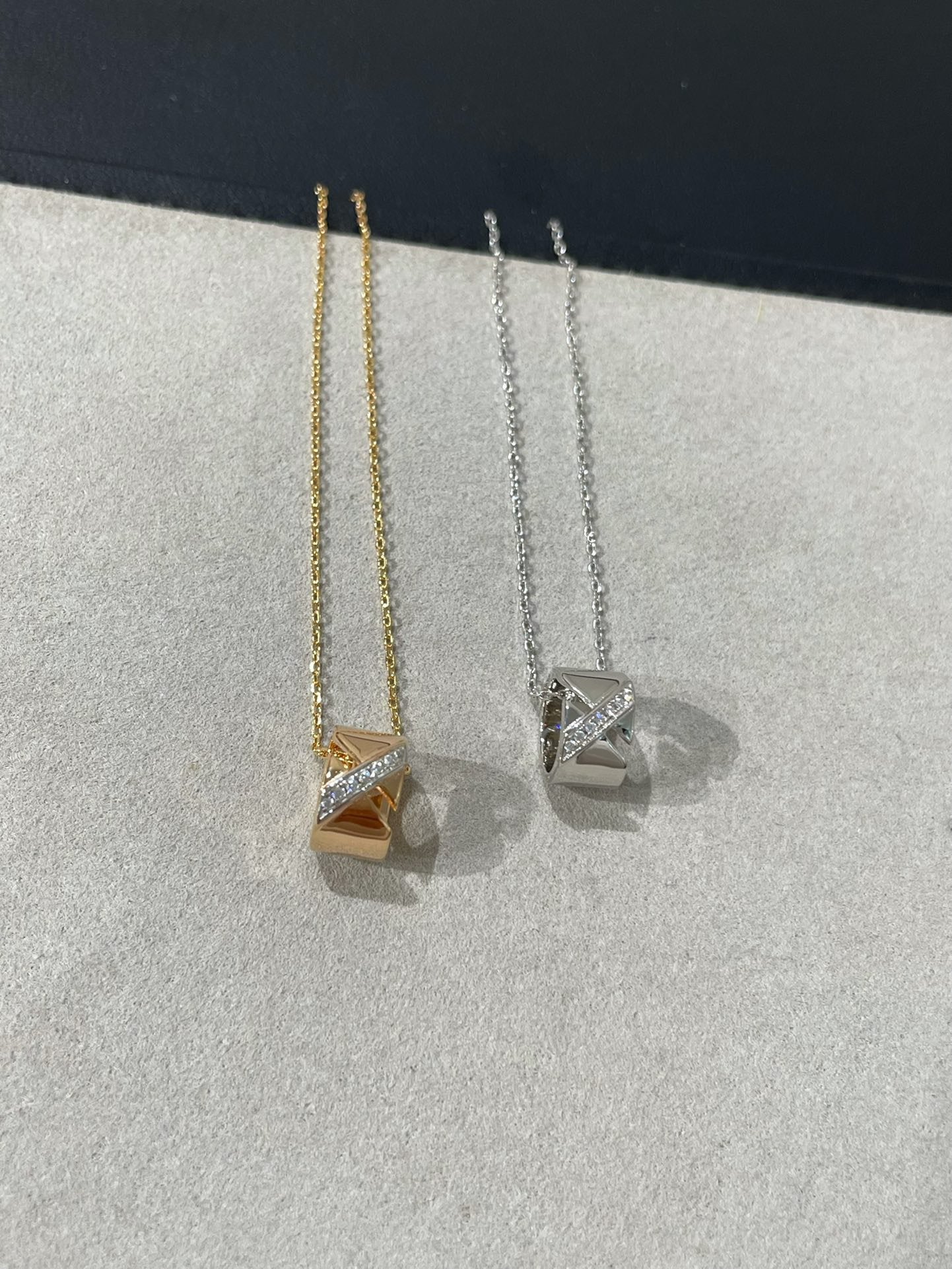 [Clover]LIENS EVIDENCE DIAMOND NECKLACE