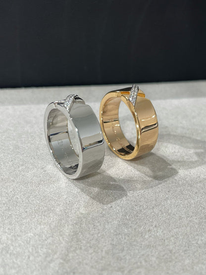 [Clover]LIENS EVIDENCE DIAOMOND RING