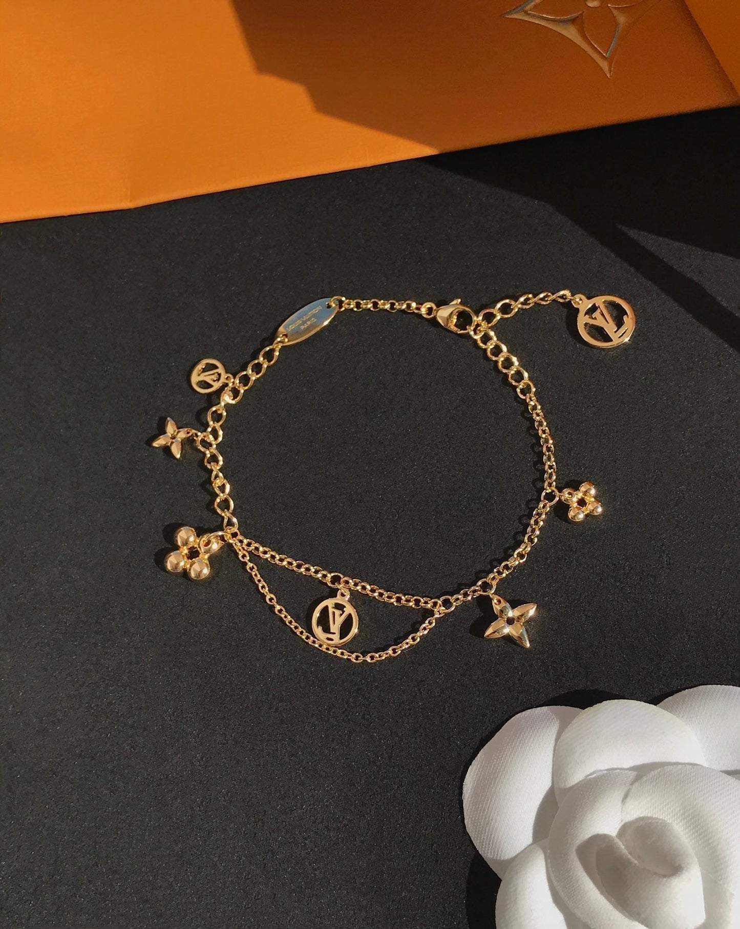 [Clover]BLOOMING PINK GOLD MOP BRACELET