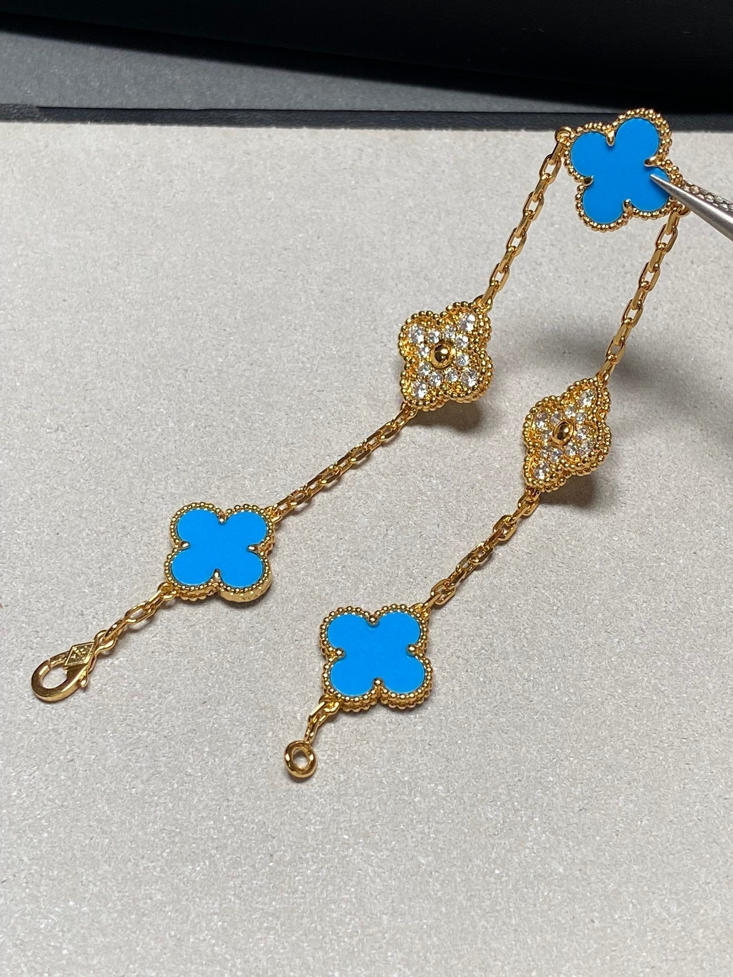 [Clover]CLOVER 5 MOTIF BLUE CHALCEDONY DIAMOND GOLD BRACELET