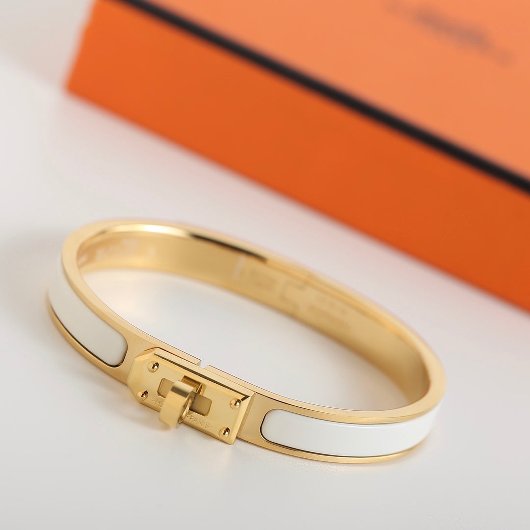 [Clover]HM KELLY WHITE BRACELET