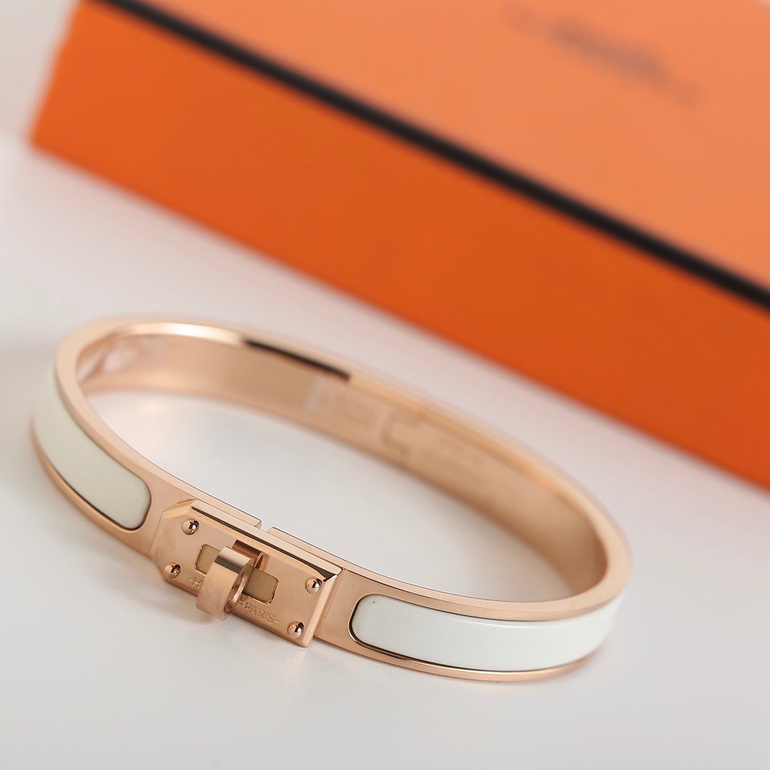 [Clover]HM KELLY WHITE BRACELET