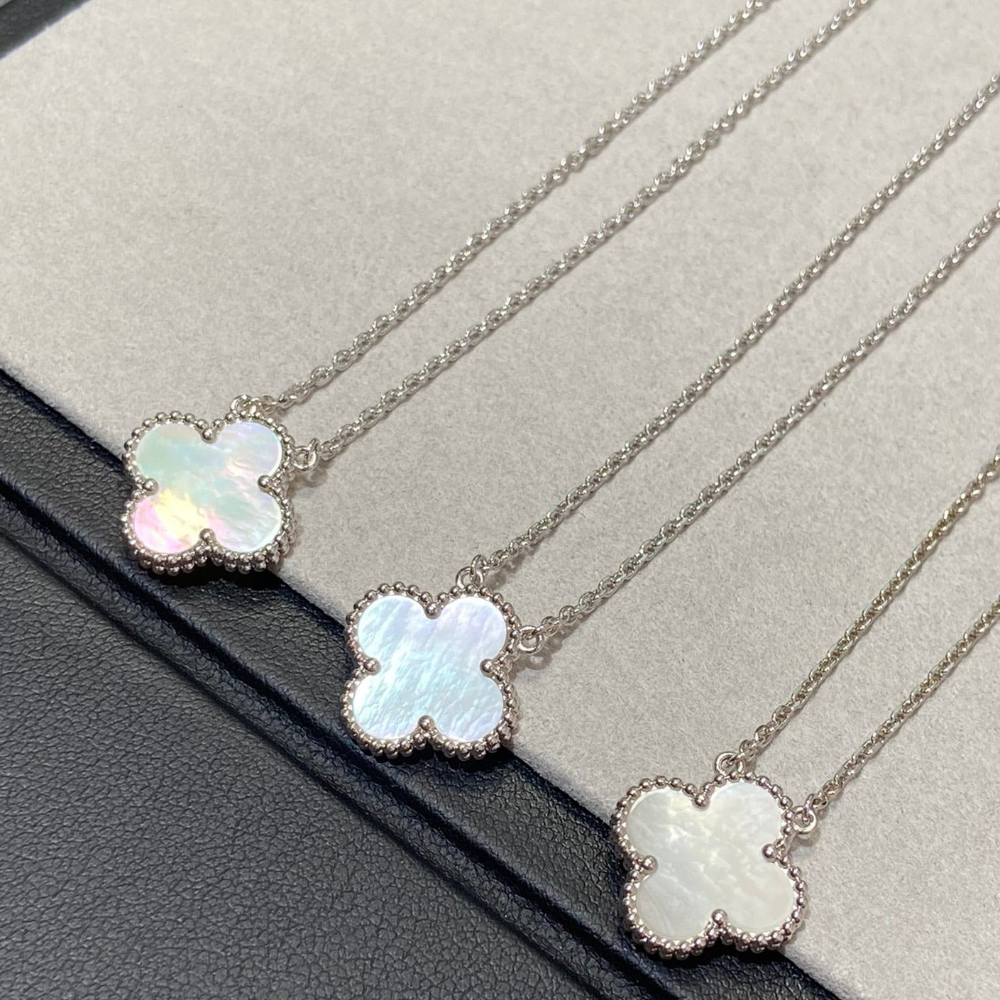 [Clover]CLOVER MEDIUM SILVER WHITE MOP NECKLACE