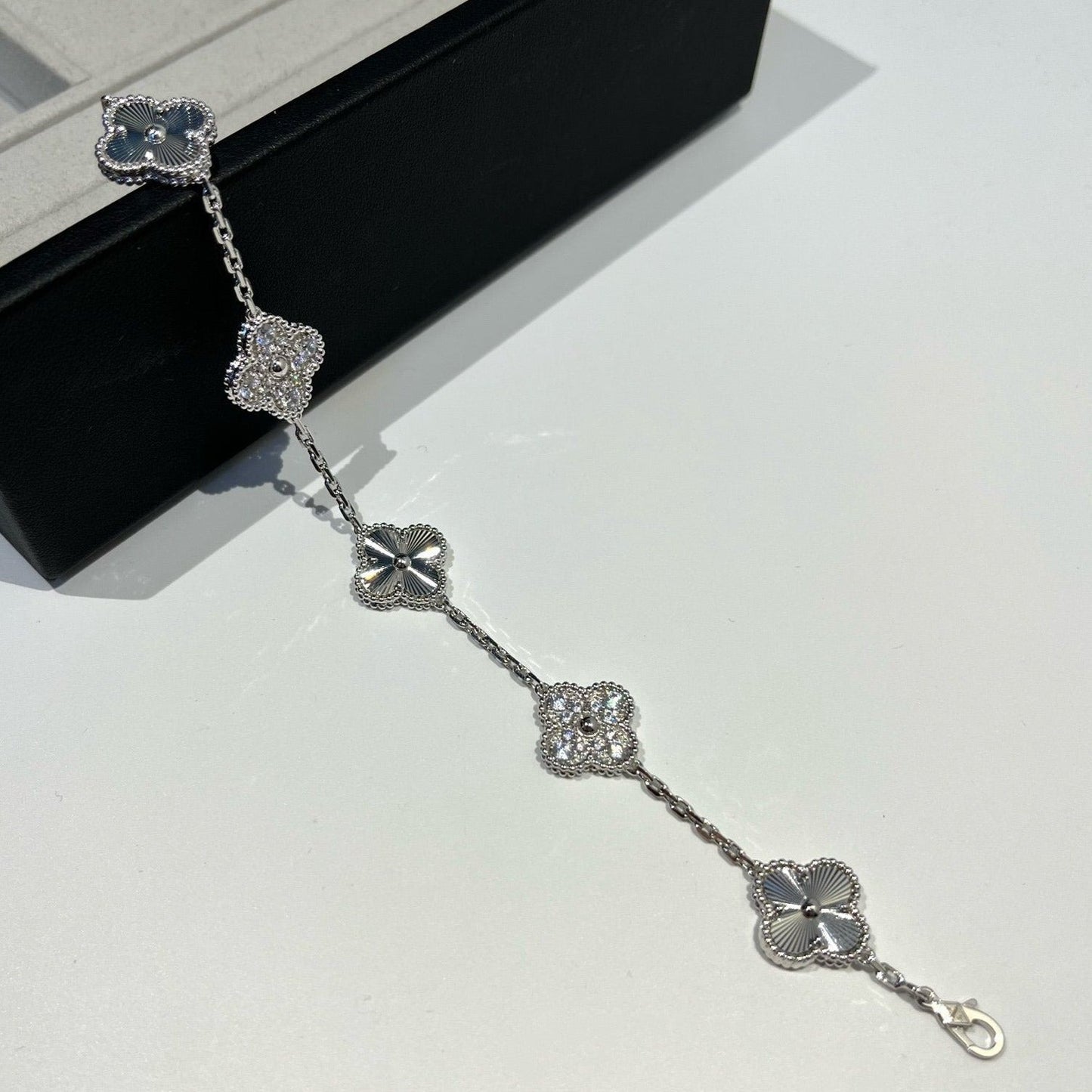 [Clover]CLOVER 5 MOTIF SILVER DIAMOND BRACELET