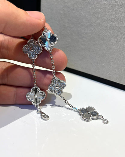 [Clover]CLOVER 5 MOTIF SILVER DIAMOND BRACELET