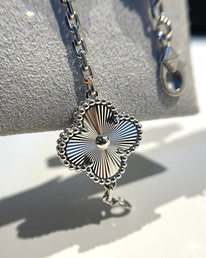 [Clover]CLOVER 5 MOTIF SILVER DIAMOND BRACELET