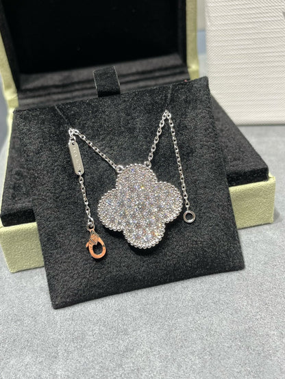 [Clover]CLOVER 25MM LARGE PENDANT DIAMOND PAVED SILVER NECKLACE