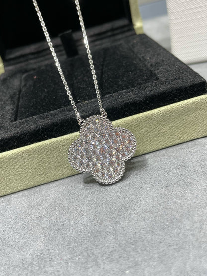 [Clover]CLOVER 25MM LARGE PENDANT DIAMOND PAVED SILVER NECKLACE