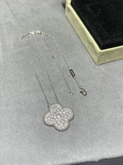 [Clover]CLOVER 25MM LARGE PENDANT DIAMOND PAVED SILVER NECKLACE