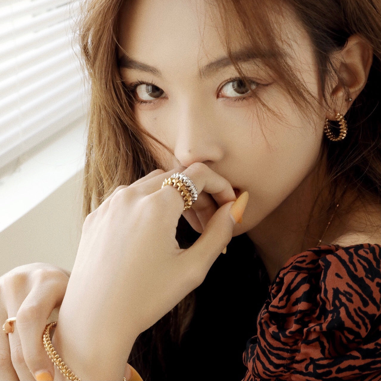 [Clover]CLASH SMALL HOOP EARRINGS