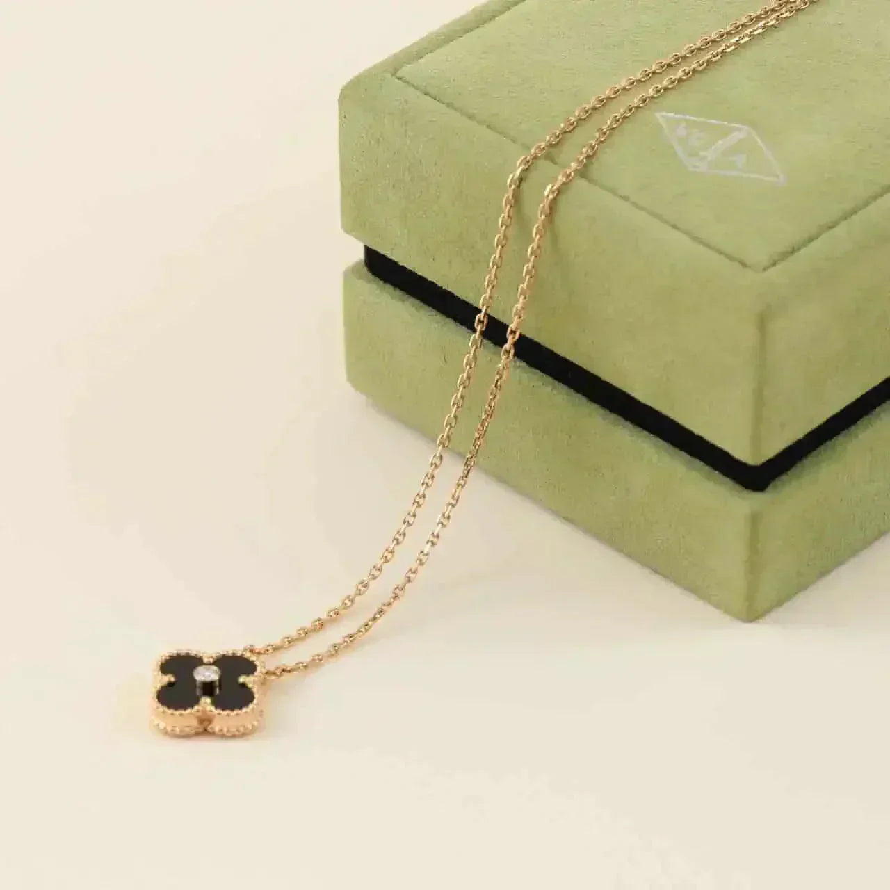[Clover]CLOVER 15MM DIAMOND ONYX NECKLACE