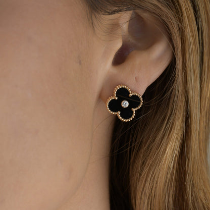 [Clover]CLOVER MEDIUM 1 MOTIFS ONYX DIAMOND EARRINGS