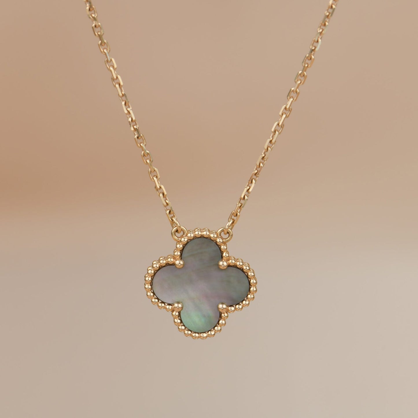 [Clover]CLOVER 15MM  GRAY MOTHER OF PEARL NECKLACE