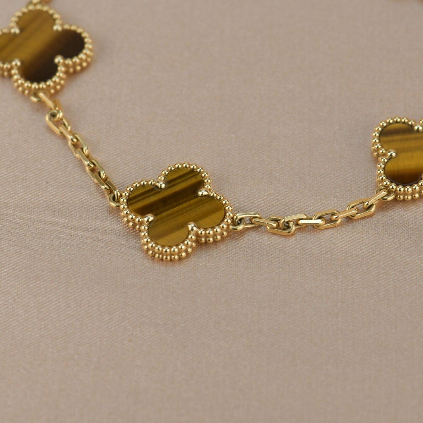 [Clover]CLOVER  5 MOTIFS TIGER EYE BRACELET