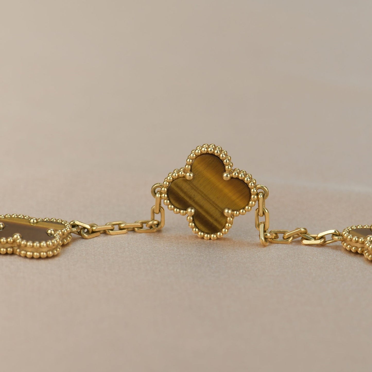 [Clover]CLOVER  5 MOTIFS TIGER EYE BRACELET