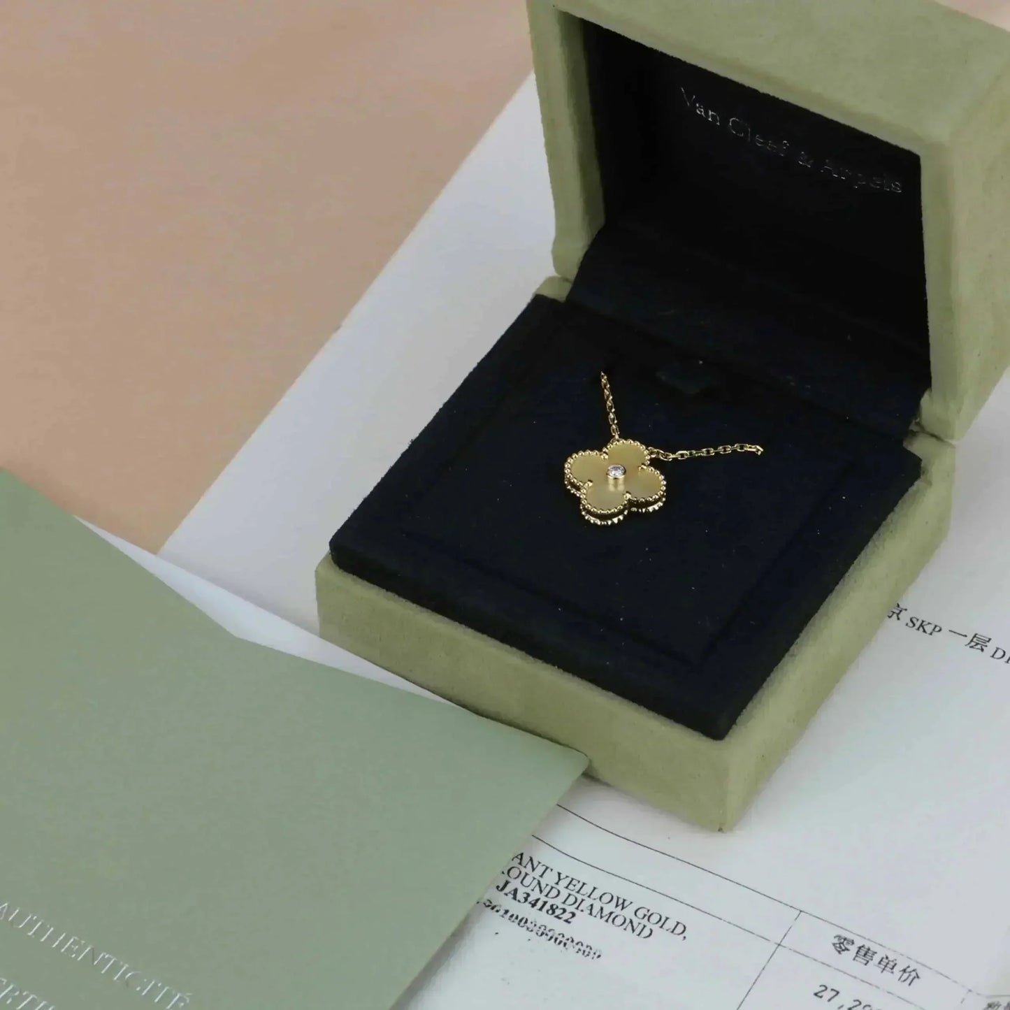 [Clover]CLOVER 15MM DIAMOND GOLD MOTHER OF PEARL NECKLACE