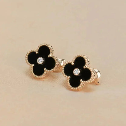 [Clover]CLOVER MEDIUM 1 MOTIFS ONYX DIAMOND EARRINGS