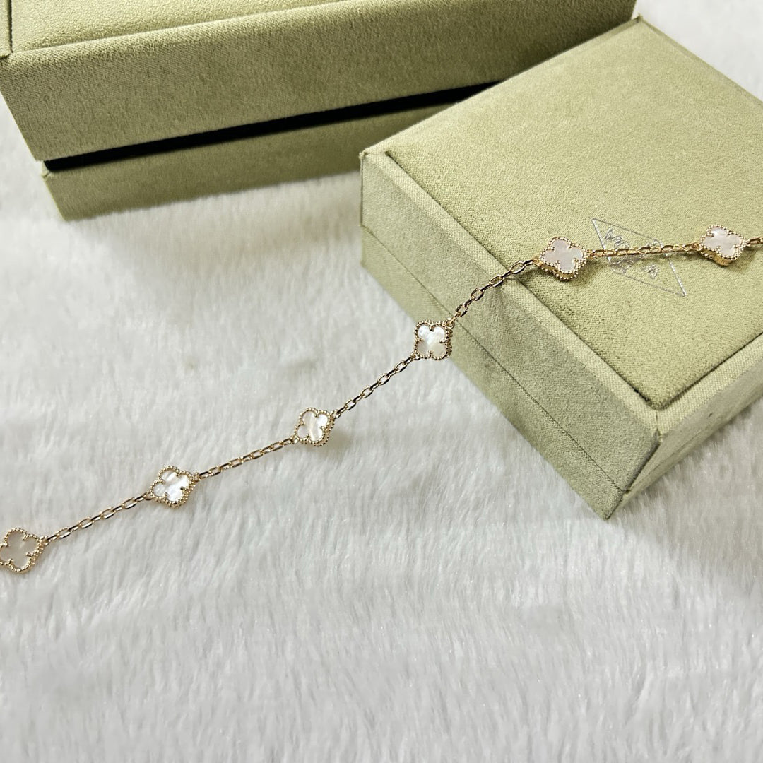 [Clover]CLOVER 6 MOTIF WHITE MOP BRACELET
