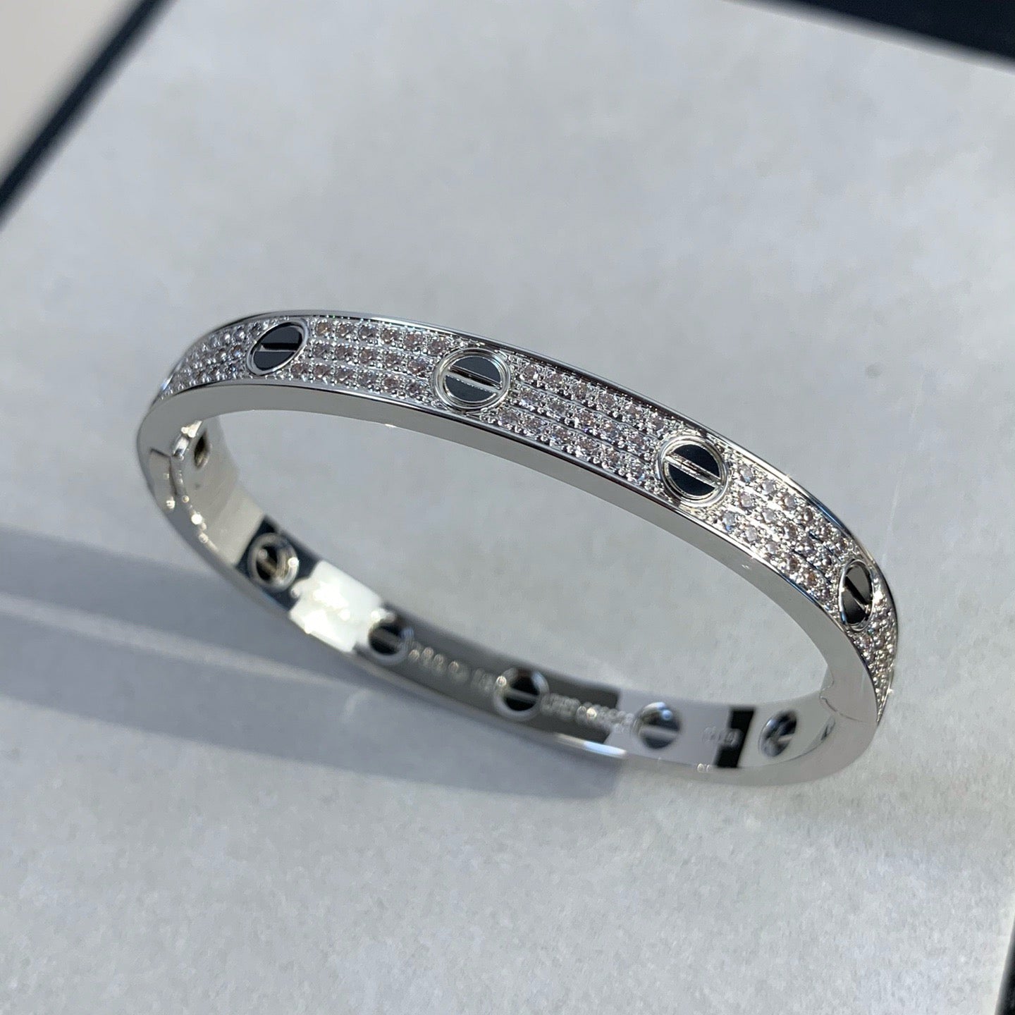[Clover]LOVE BRACELET 6.1MM DIAMOND-PAVED CERAMIC