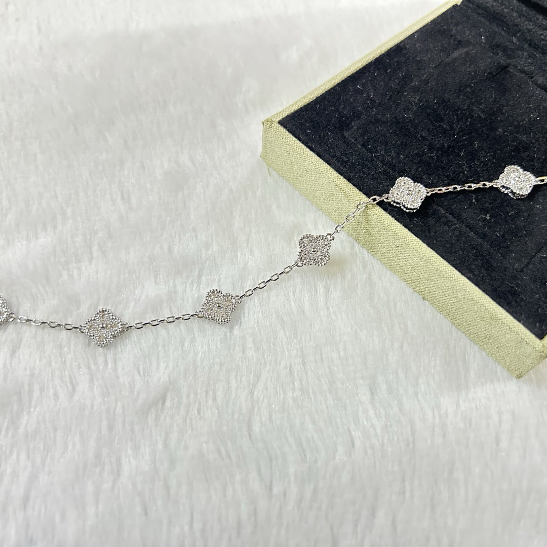 [Clover]CLOVER 6 MOTIF DIAMOND BRACELET