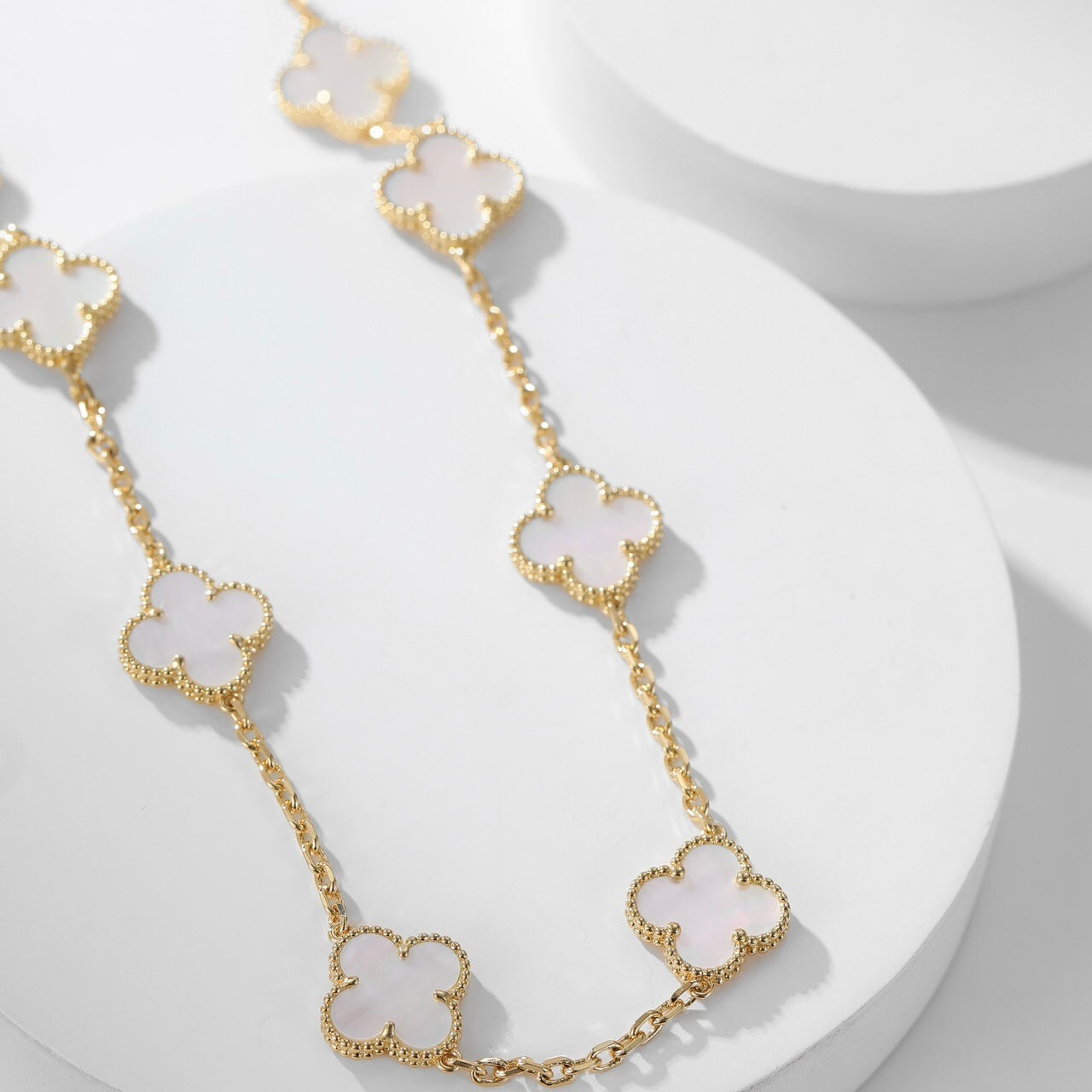 [Clover]CLOVER 10 MOTIFS WHITE MOTHER OF PEARL NECKLACE