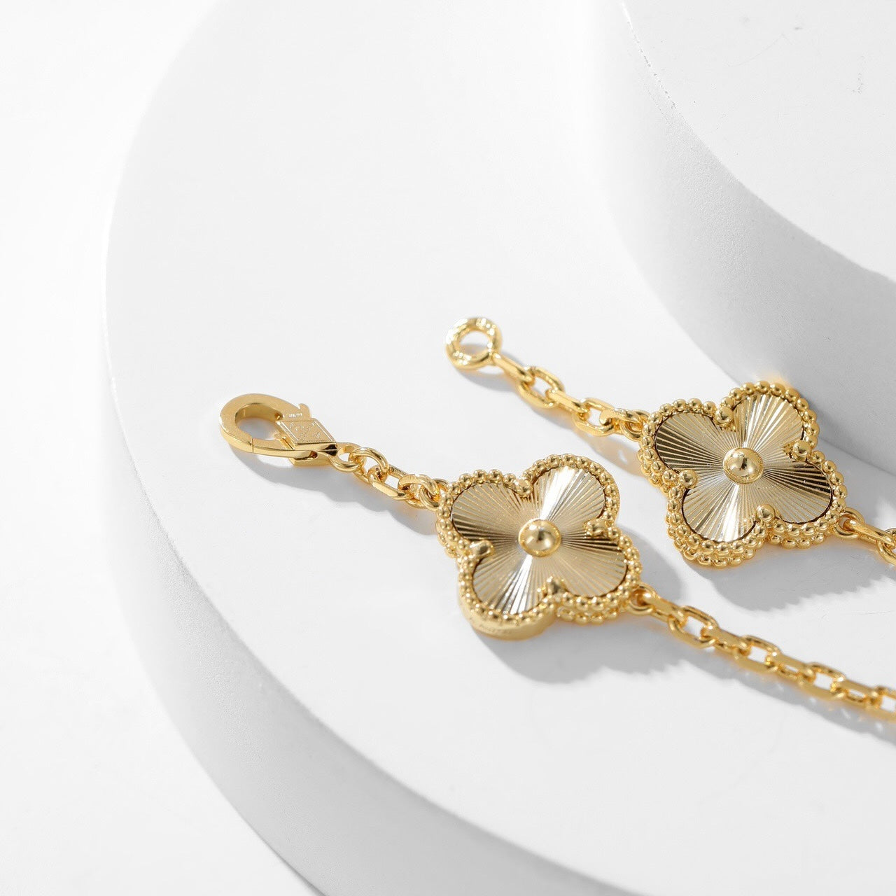 [Clover]CLOVER 10 MOTIFS LASER NECKLACE