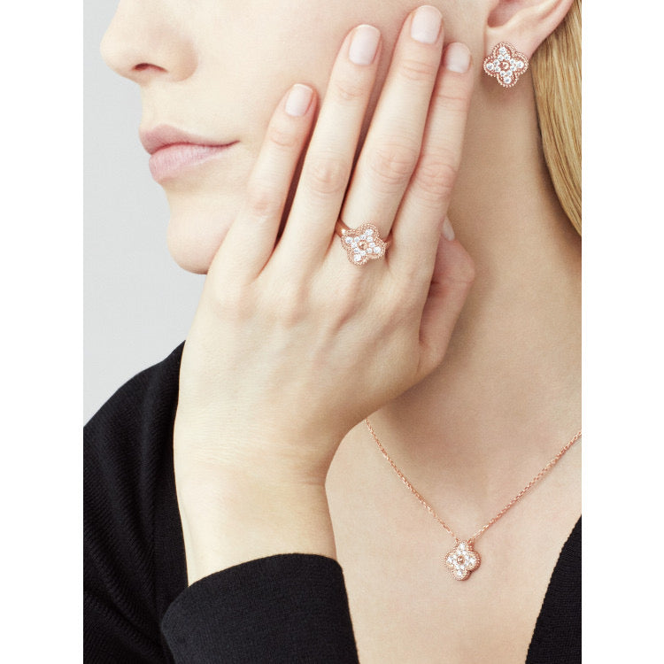 [Clover]CLOVER 15MM DIAMOND SINGLE FLOWER NECKLACE