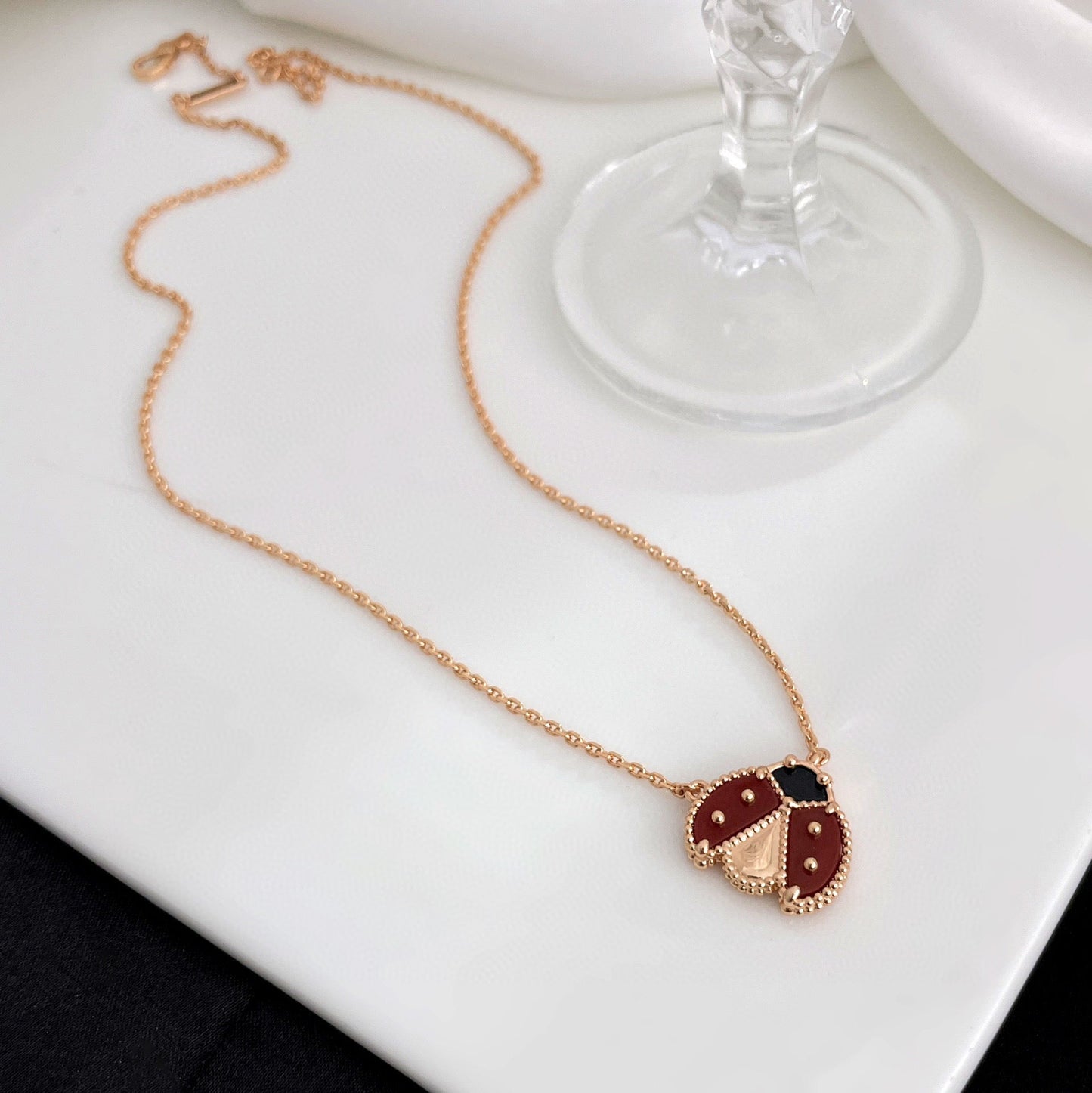 [Clover]LUCKY  CARNELIANS LADYBUG NECKLACE
