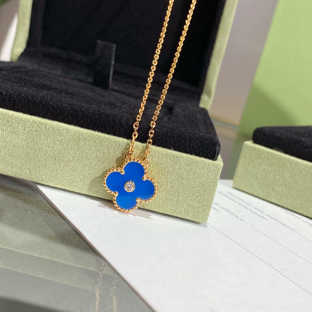 [Clover]CLOVER 15MM DIAMOND AND BLUE AGATE NECKLACE