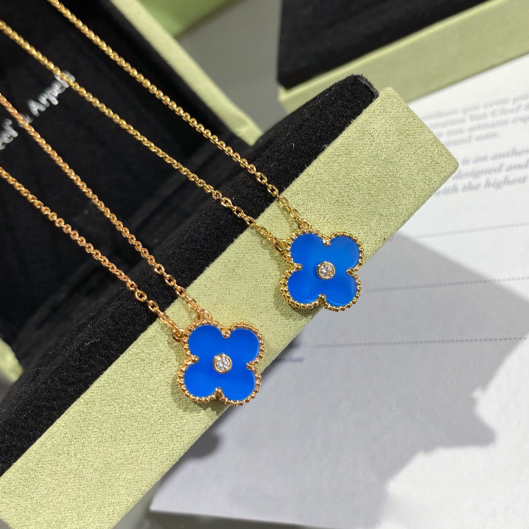 [Clover]CLOVER 15MM DIAMOND AND BLUE AGATE NECKLACE