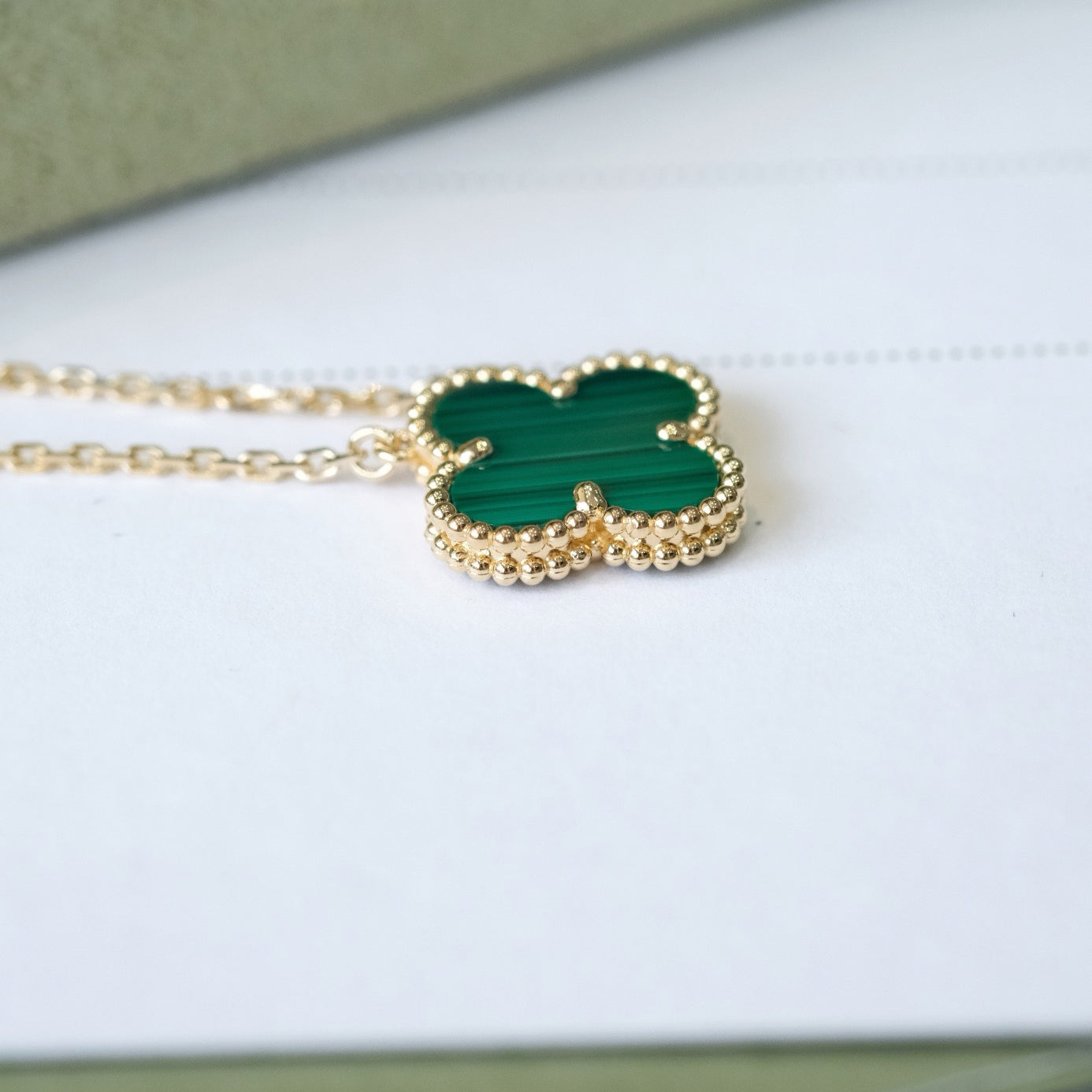 [Clover]CLOVER 15MM MALACHITE SINGLE FLOWER  NECKLACE