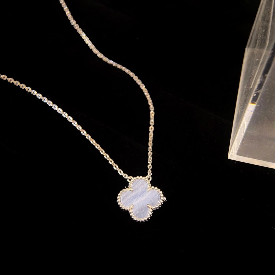 [Clover]CLOVER 15MM BLUE CHALCEDONY NECKLACE SILVER