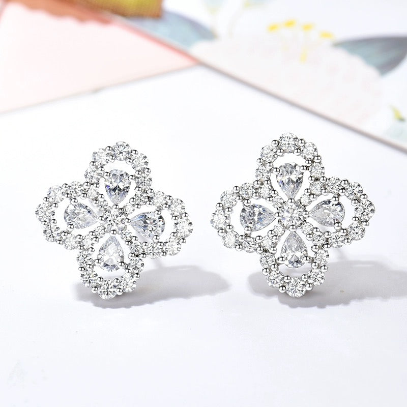 [Clover]LOOP EARRINGS FULL MOTIF DIAMOND 16MM