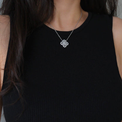 [Clover]LOOP NECKLACE FULL MOTIF DIAMOND COMBINATION