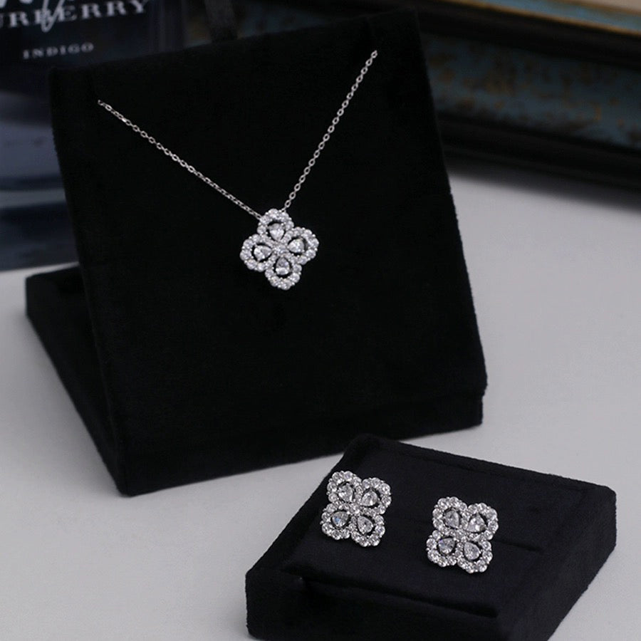 [Clover]LOOP NECKLACE FULL MOTIF DIAMOND COMBINATION
