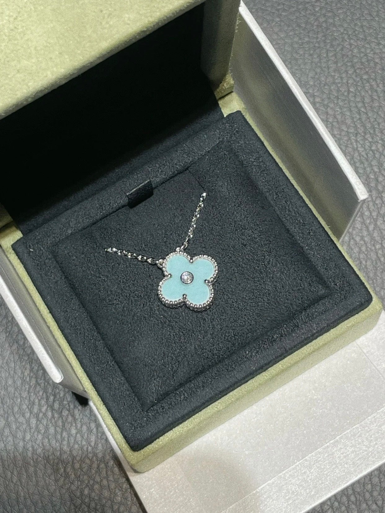 [Clover]CLOVER 1 DIAMOND LIGHT BLUE SILVER NECKLACE
