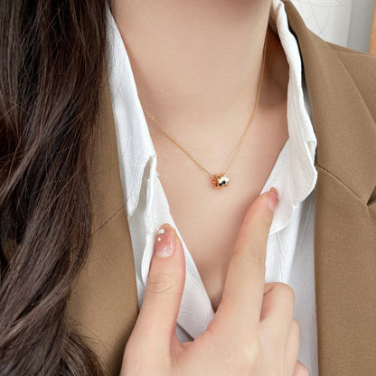 [Clover]BEE MINI PEDANT DIAMOND NECKLACE