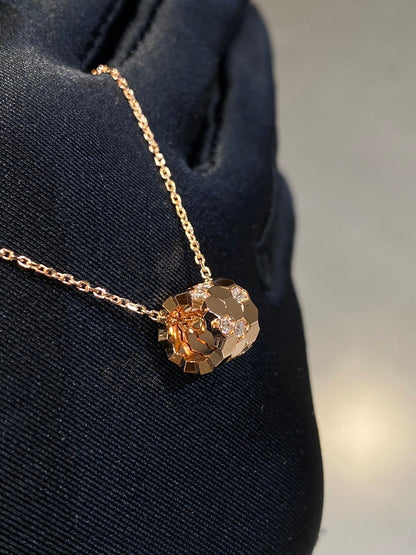 [Clover]BEE LOVE DIAMOND NECKLACE